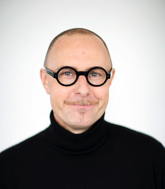 FOTO PROF HENSELER FARBE